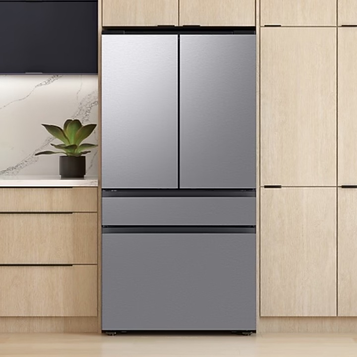 Samsung Bespoke French Door refrigerator, front view